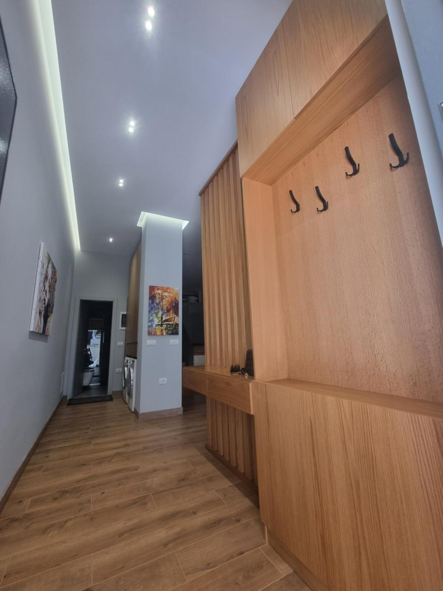 Centrepoint Stylish Apartment